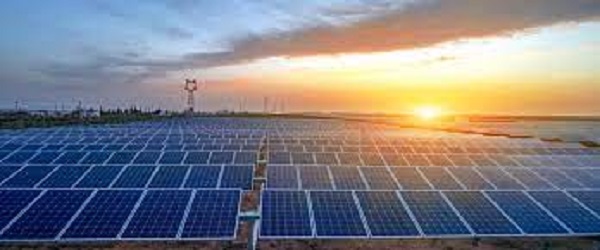 ☀️ Europe’s Heatwave “Stress Test” Highlights Solar Power’s Vital Role in Grid Stability